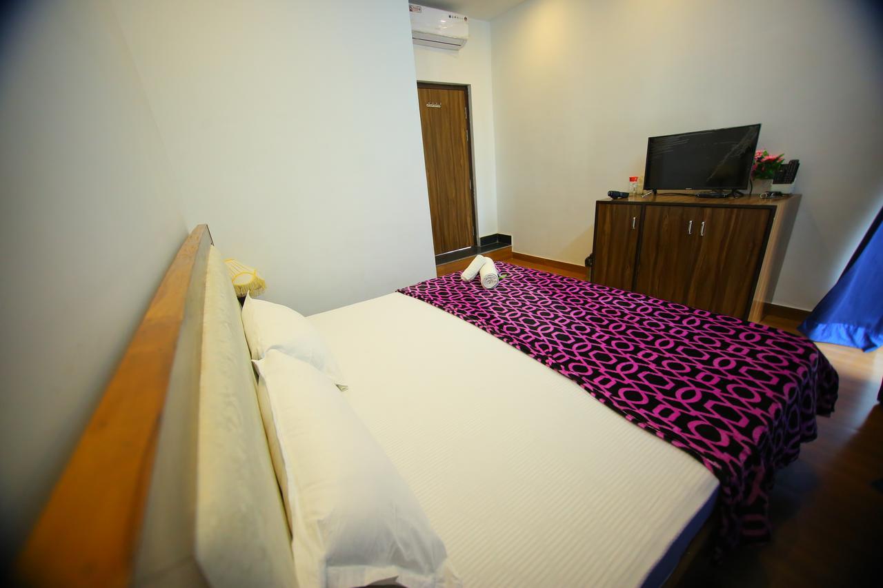 Osakataj Hotel Agra  Ngoại thất bức ảnh
