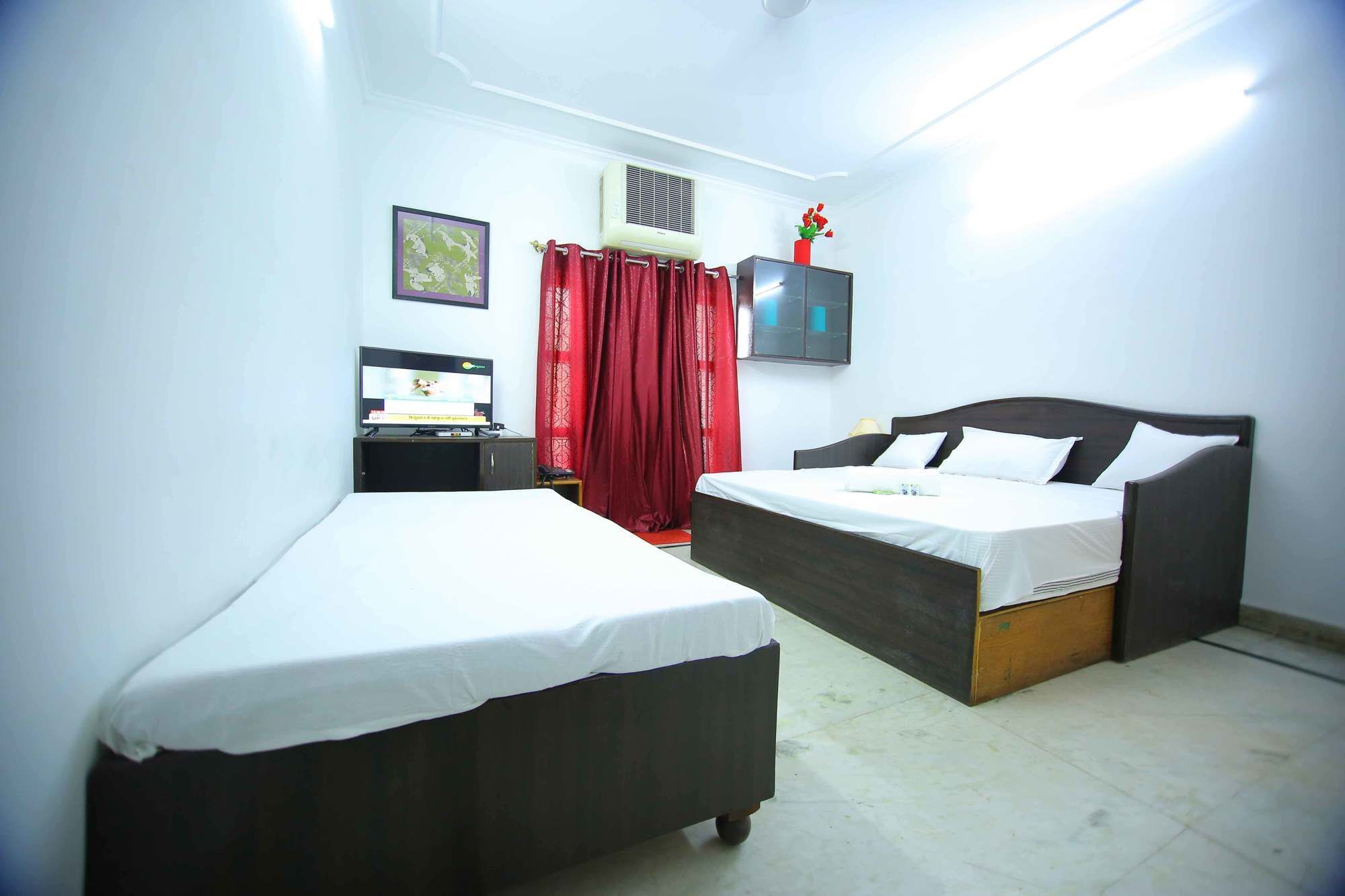 Osakataj Hotel Agra  Ngoại thất bức ảnh