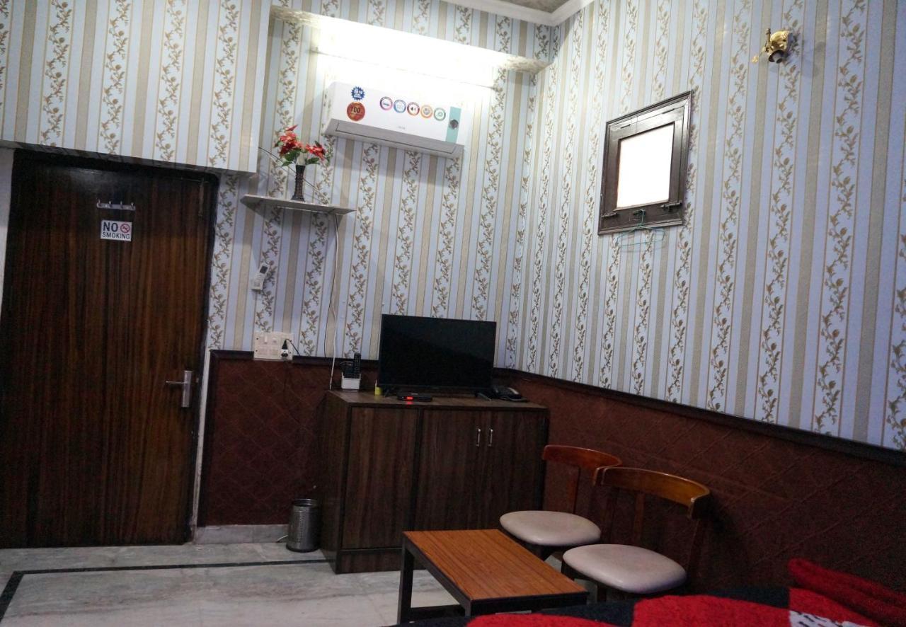 Osakataj Hotel Agra  Ngoại thất bức ảnh